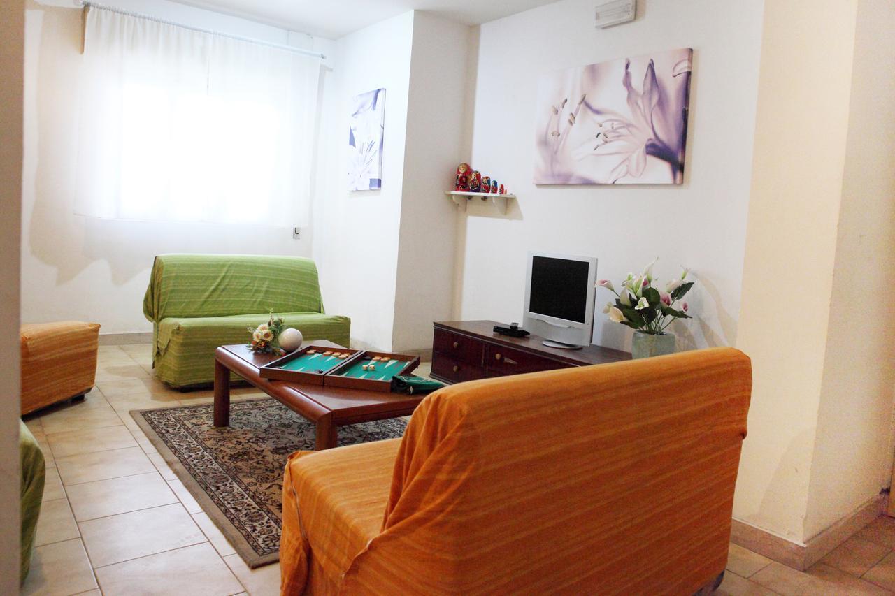 Hotel Lagomaggio Римини Екстериор снимка